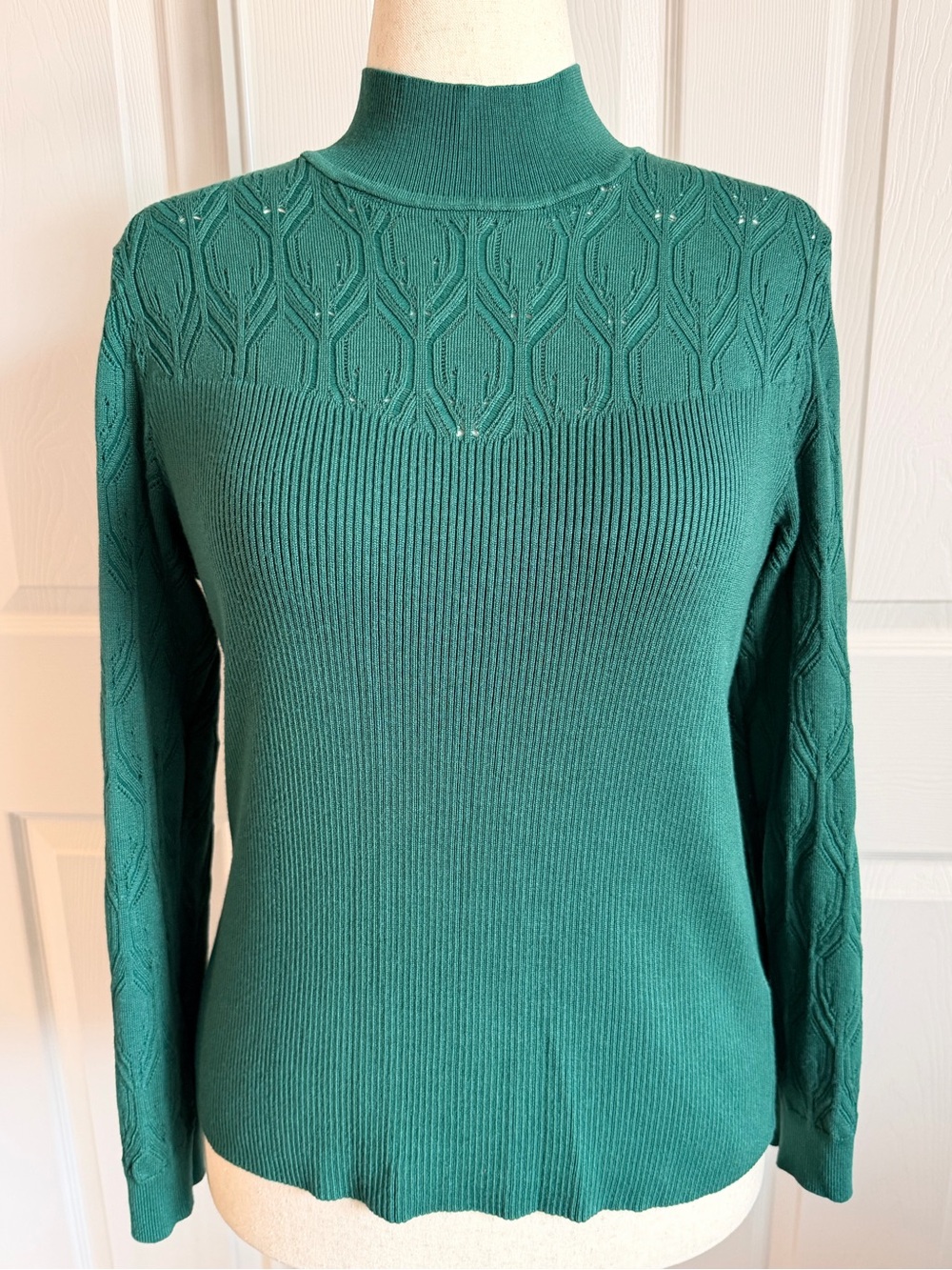 Jessica Simpson Emerald Green Mock Neck Sweater with Textured Yoke